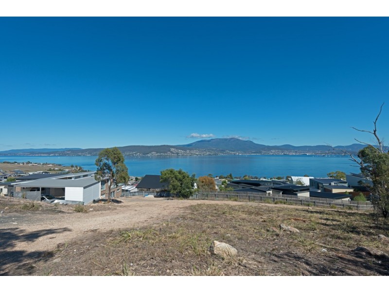 19 Vitesse Court, Tranmere TAS 7018