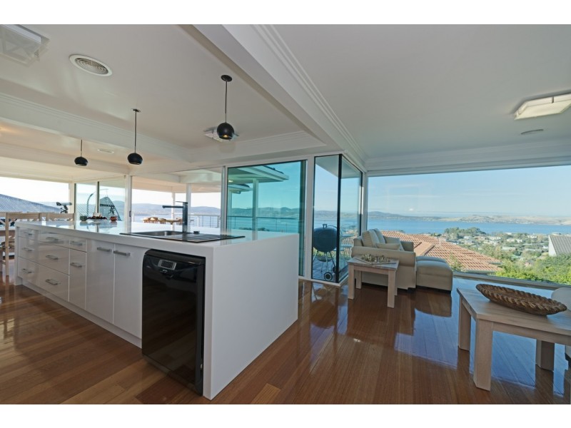 58 Lipscombe Avenue, Sandy Bay TAS 7005