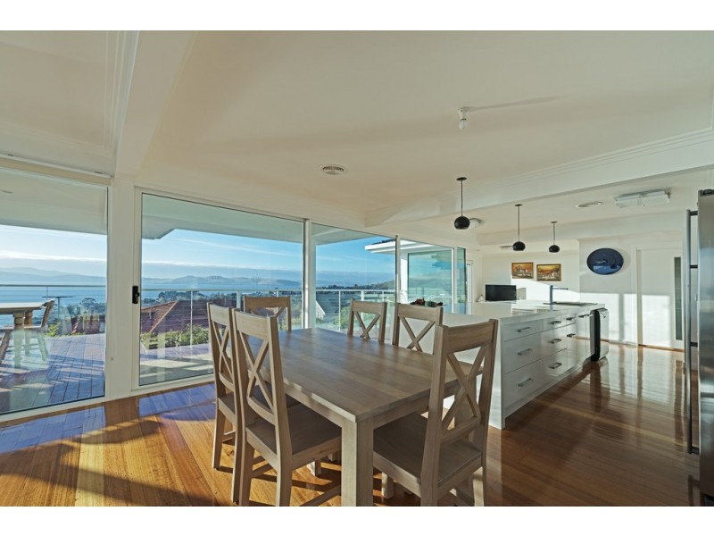 58 Lipscombe Avenue, Sandy Bay TAS 7005