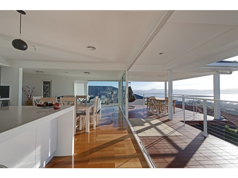 58 Lipscombe Avenue, Sandy Bay TAS 7005