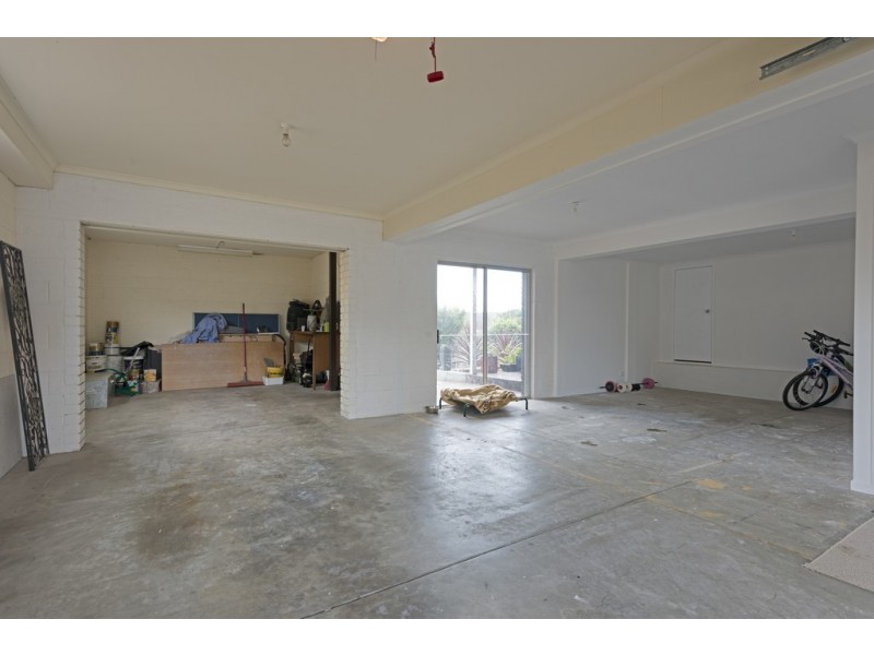58 Lipscombe Avenue, Sandy Bay TAS 7005