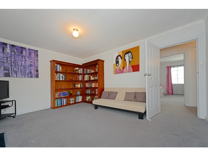 5 Edinburgh Crescent, Goodwood TAS 7010