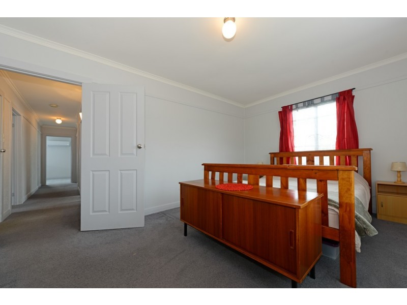 5 Edinburgh Crescent, Goodwood TAS 7010