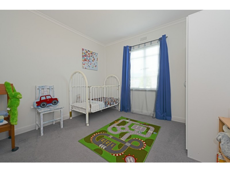 5 Edinburgh Crescent, Goodwood TAS 7010