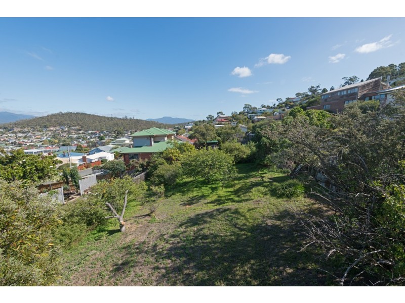 78 Lincoln Street, Lindisfarne TAS 7015