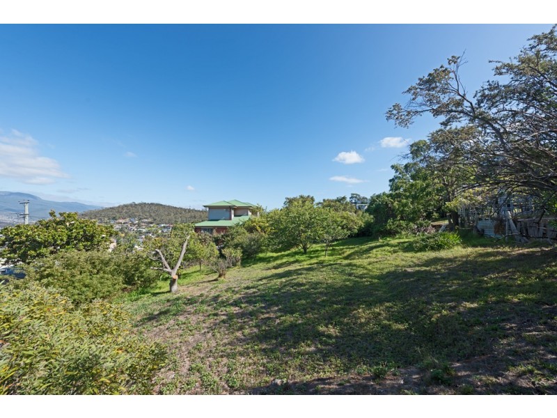 78 Lincoln Street, Lindisfarne TAS 7015