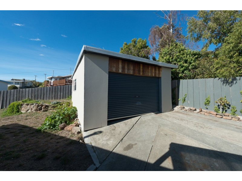 17 Cochrane Street, Glenorchy TAS 7010