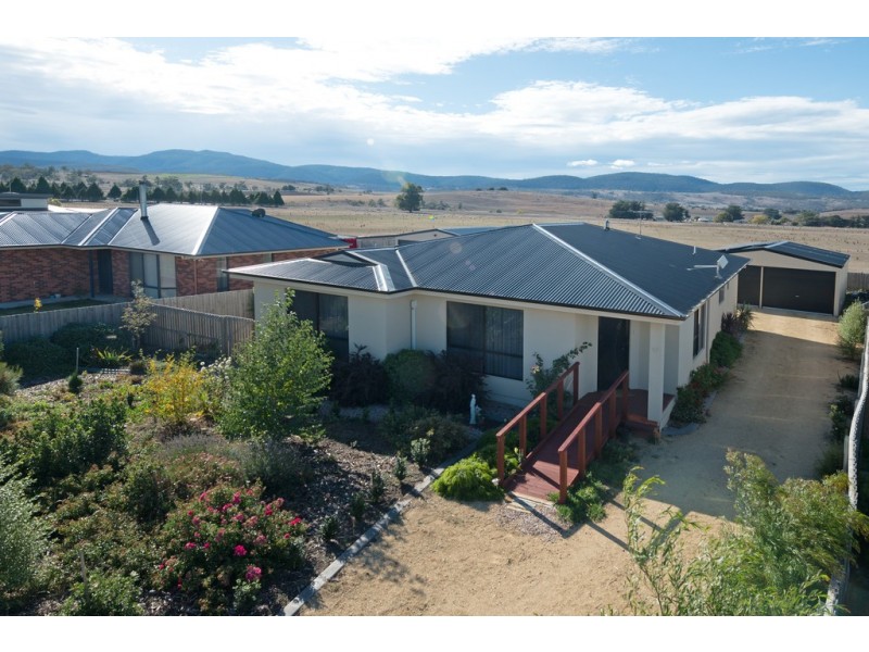 17 Alexander Circle, Campania TAS 7026