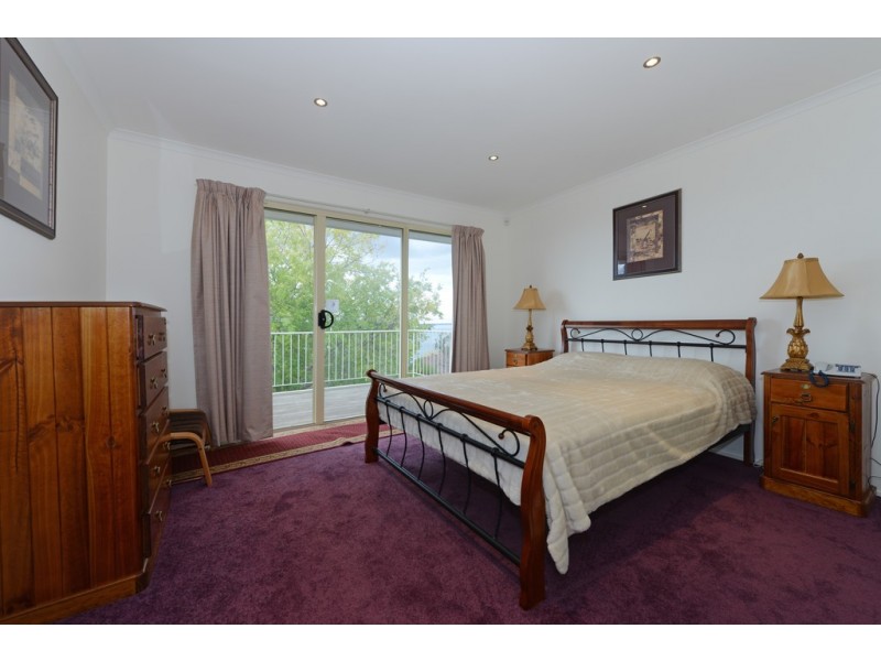 2 Tower Court, Taroona TAS 7053