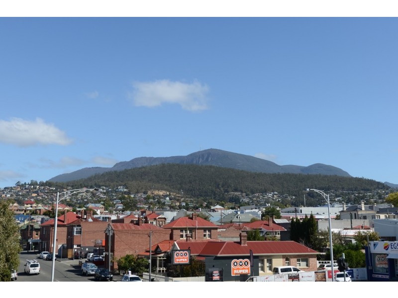 7/149 Brooker Avenue, Glebe TAS 7000