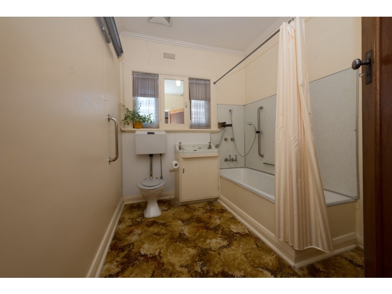 113 Main Road, Claremont TAS 7011