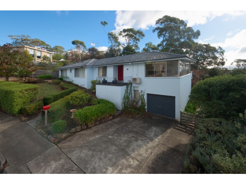 12 Avondale Grove, Mount Nelson TAS 7007