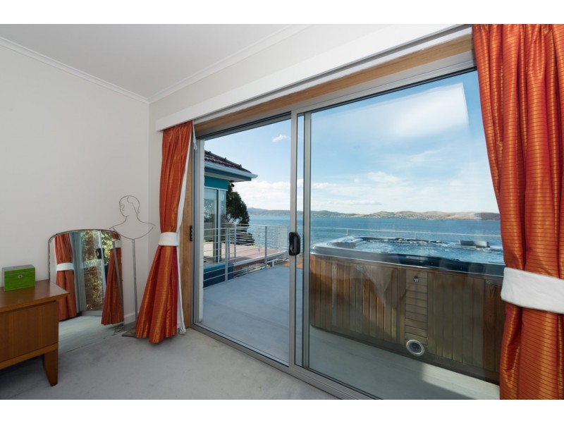2/816 Sandy Bay Road, Sandy Bay TAS 7005