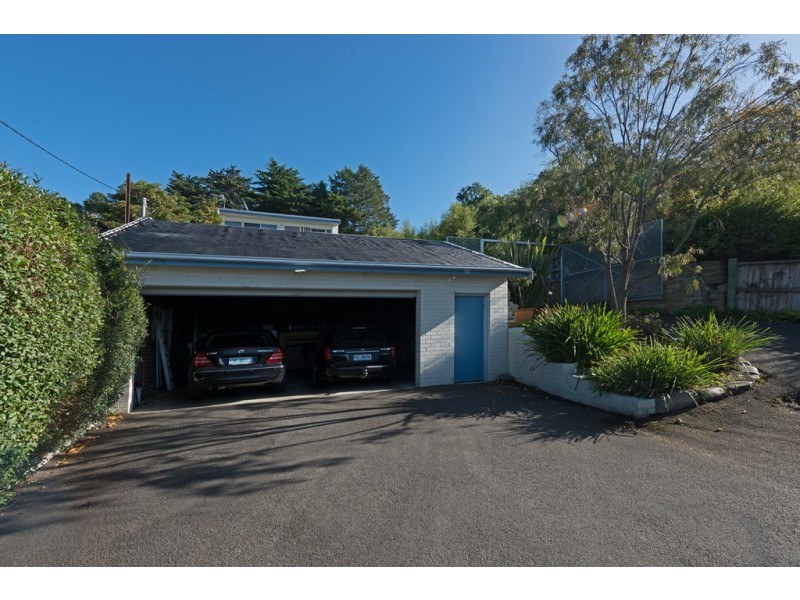 2/816 Sandy Bay Road, Sandy Bay TAS 7005