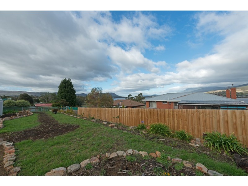 8 Thompson Crescent, Bridgewater TAS 7030