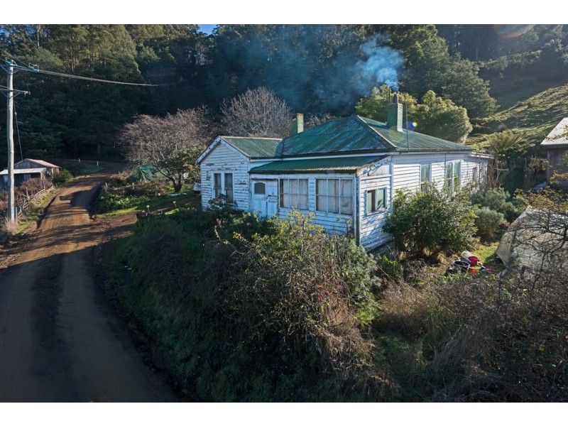 110 Halls Track Road, Sandfly TAS 7150