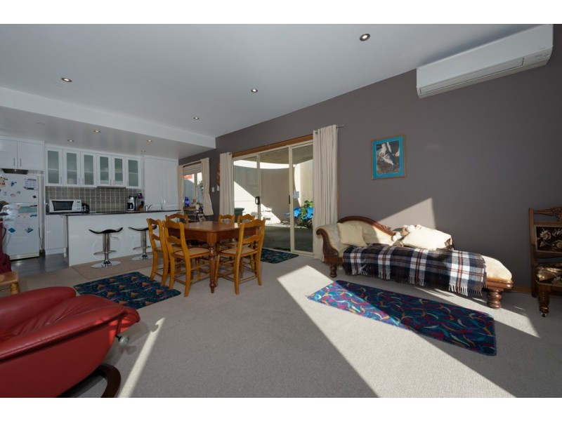 11 Princes Street, Sandy Bay TAS 7005