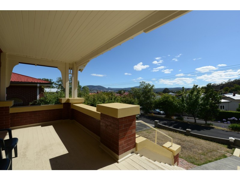 6 Burnside Avenue, New Town TAS 7008