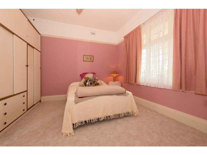 6 Burnside Avenue, New Town TAS 7008