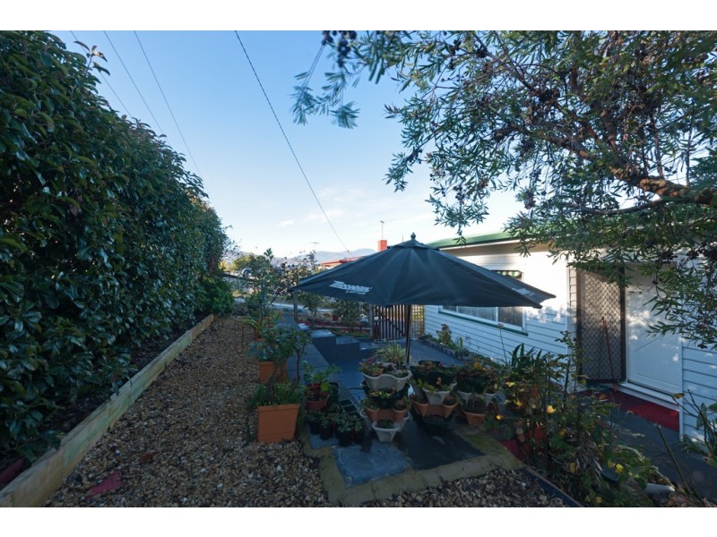 13 Southview Crescent, New Norfolk TAS 7140