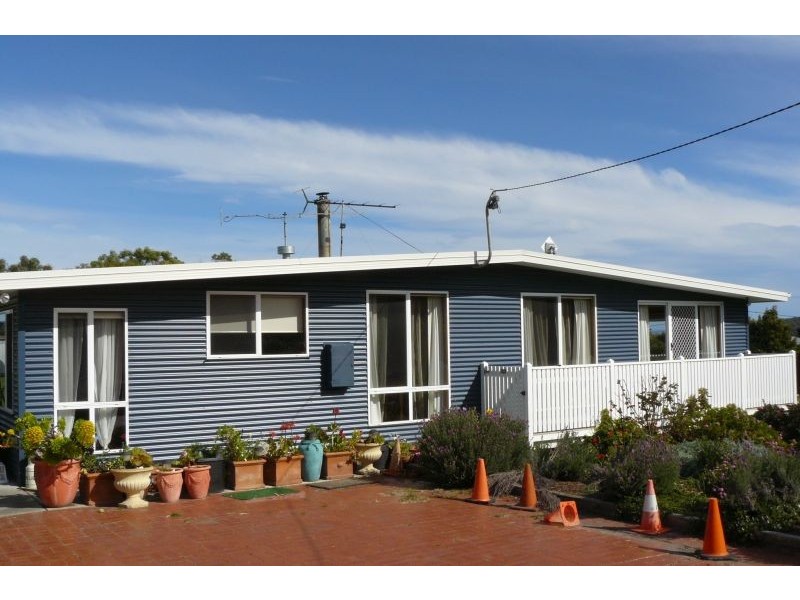 21 Roaring Beach Road, Nubeena TAS 7184