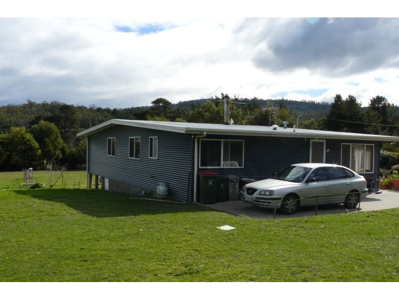21 Roaring Beach Road, Nubeena TAS 7184