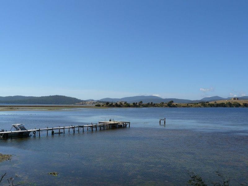 138 Bay Road, Dunalley TAS 7177