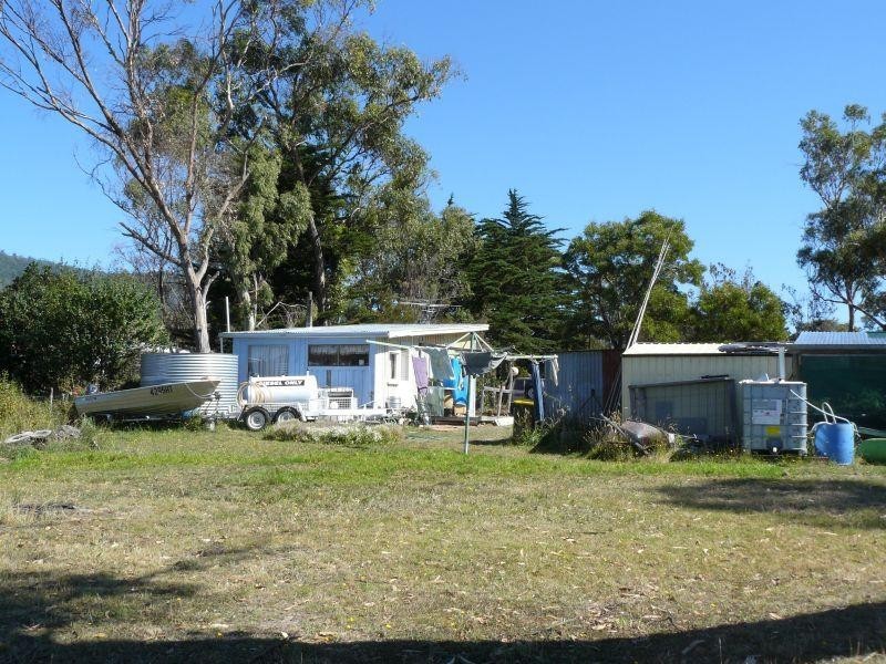 138 Bay Road, Dunalley TAS 7177
