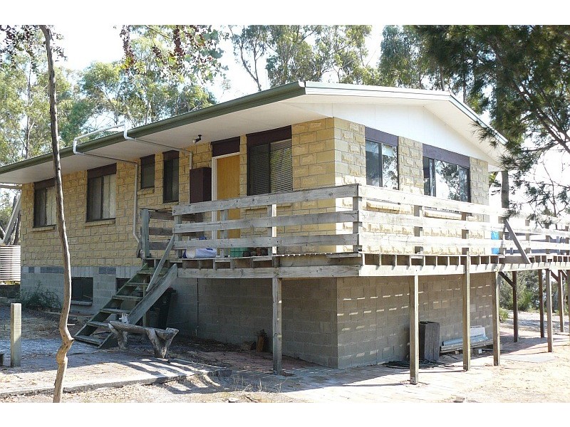 100 Black Jack Road, Sloping Main TAS 7186