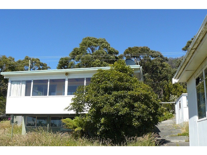 16 Olsons Road, Eaglehawk Neck TAS 7179