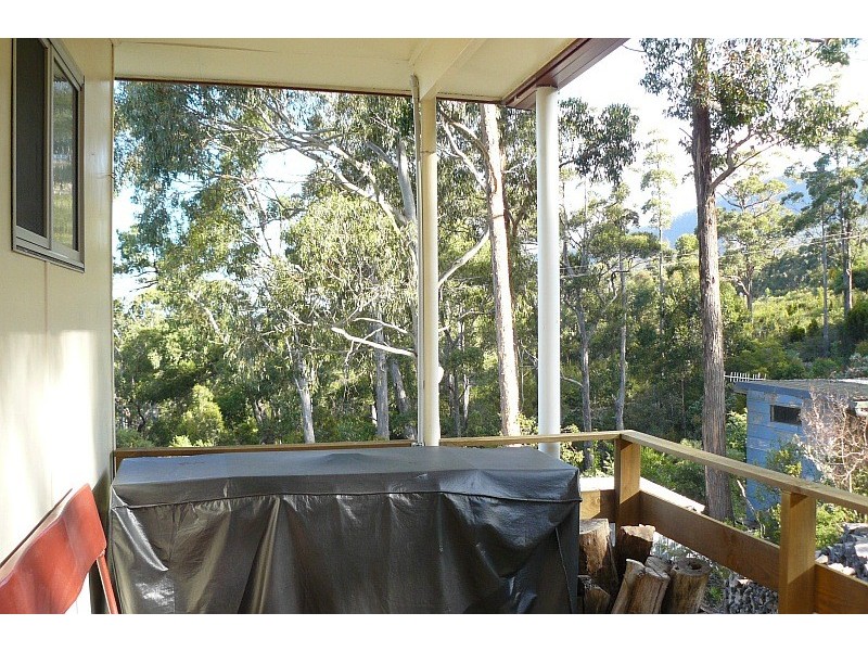 13 Olsons Road, Eaglehawk Neck TAS 7179
