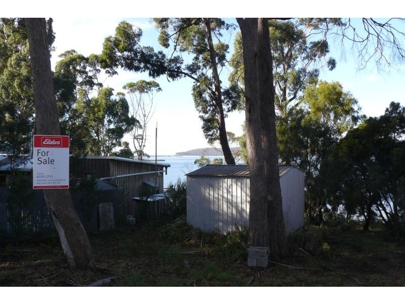 22 Craigs Hill Road, Boomer Bay TAS 7177