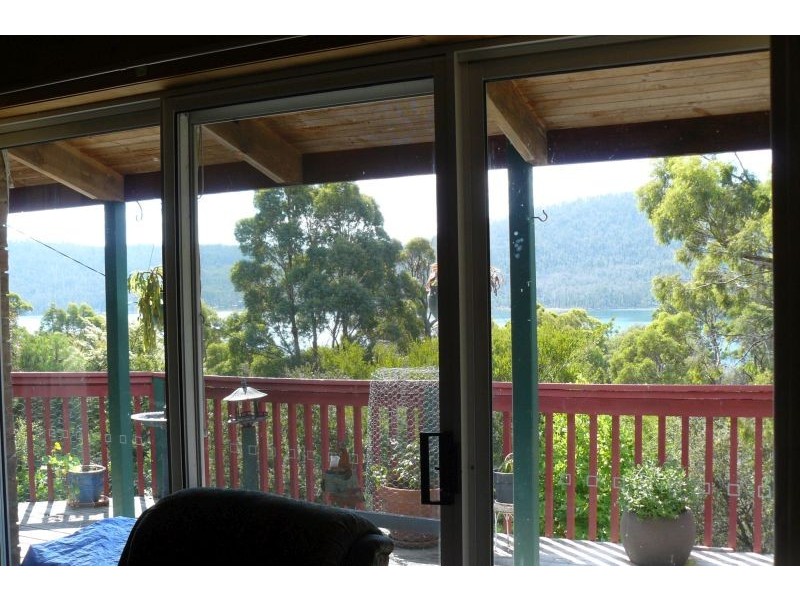 5529 Arthur Highway, Eaglehawk Neck TAS 7179
