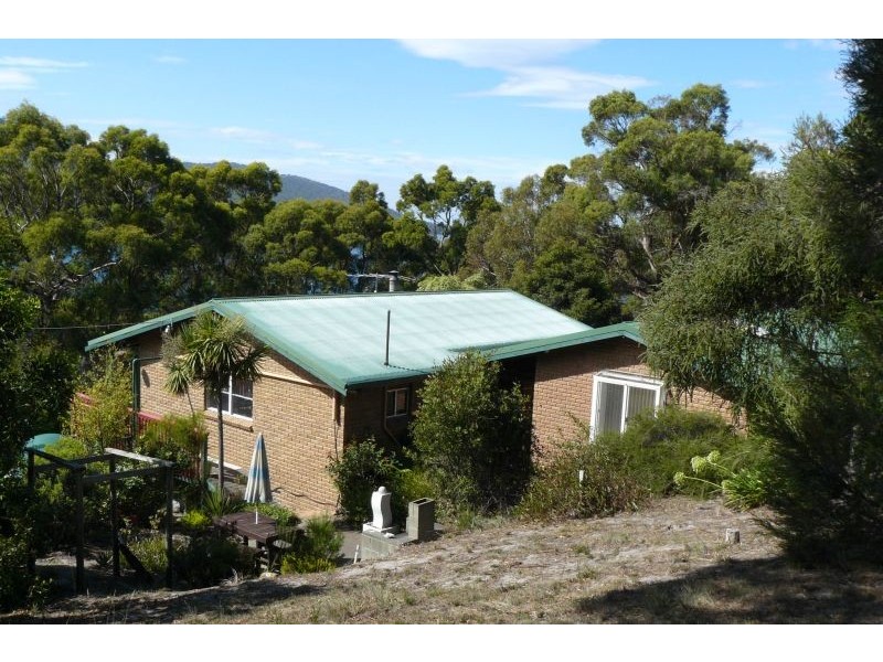 5529 Arthur Highway, Eaglehawk Neck TAS 7179