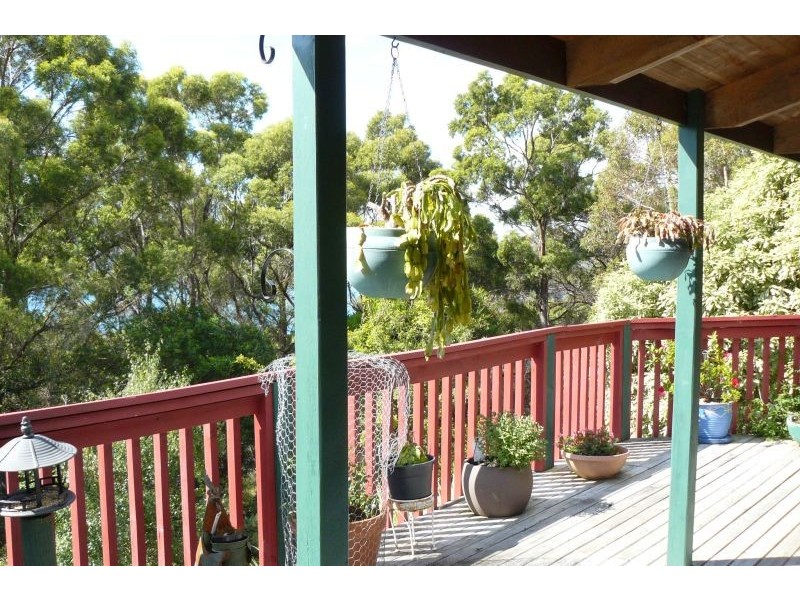 5529 Arthur Highway, Eaglehawk Neck TAS 7179