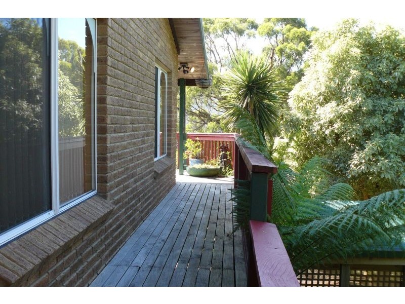 5529 Arthur Highway, Eaglehawk Neck TAS 7179