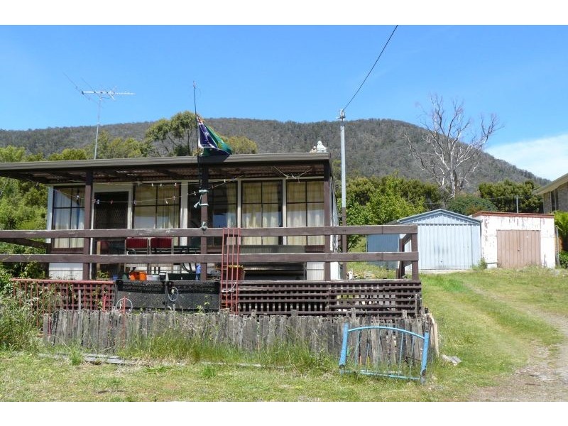 5197 Arthur Highway, Eaglehawk Neck TAS 7179