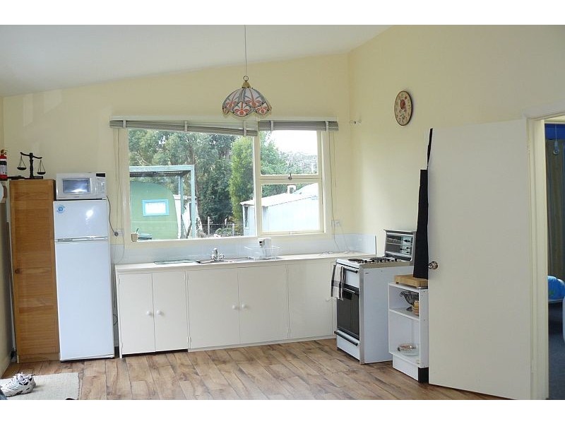 80 Apex Point Road, White Beach TAS 7184