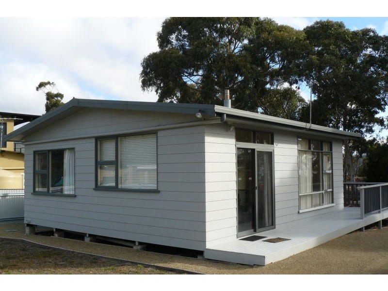 80 Apex Point Road, White Beach TAS 7184