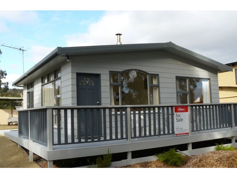 80 Apex Point Road, White Beach TAS 7184