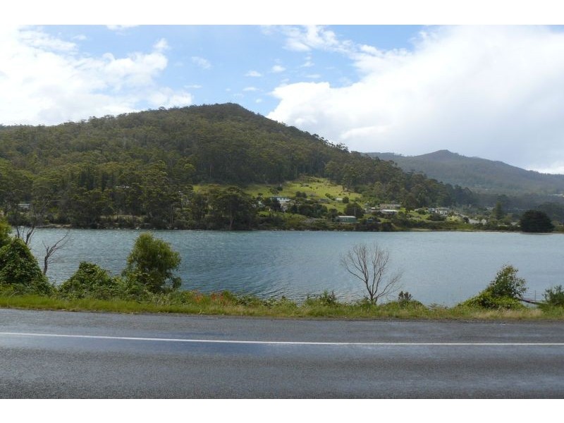 5121 Arthur Highway, Eaglehawk Neck TAS 7179