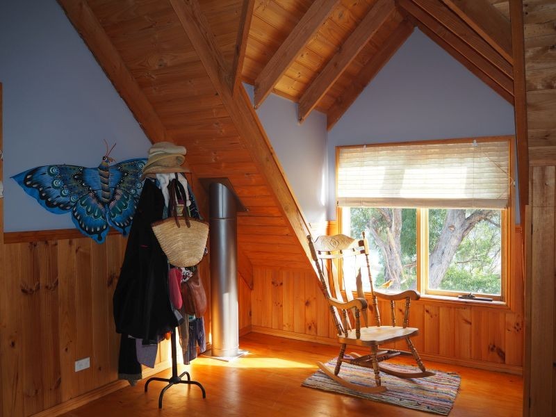 33 Lagoon Road, White Beach TAS 7184