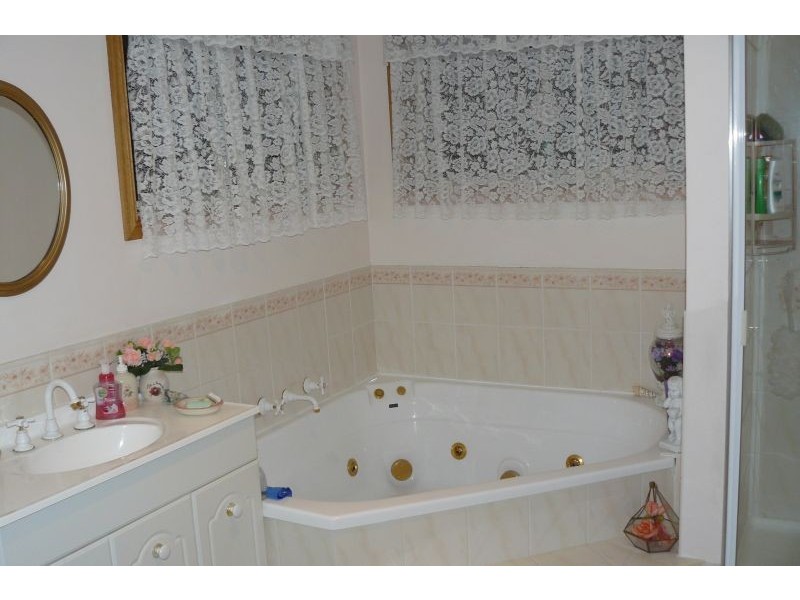 17 Sea Eagle Road, Primrose Sands TAS 7173