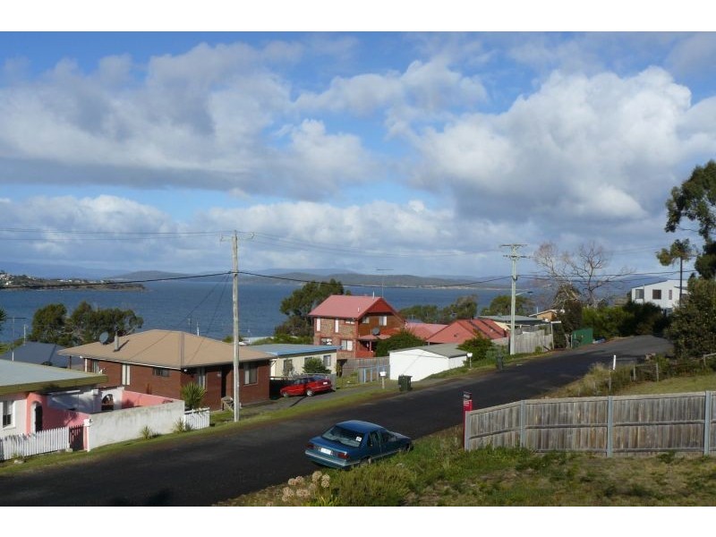 17 Sea Eagle Road, Primrose Sands TAS 7173