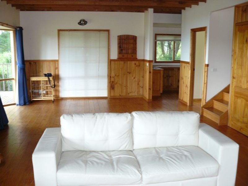 33 Lagoon Road, White Beach TAS 7184
