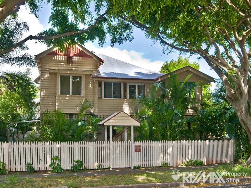 71 Prince Edward Pde, Redcliffe QLD 4020