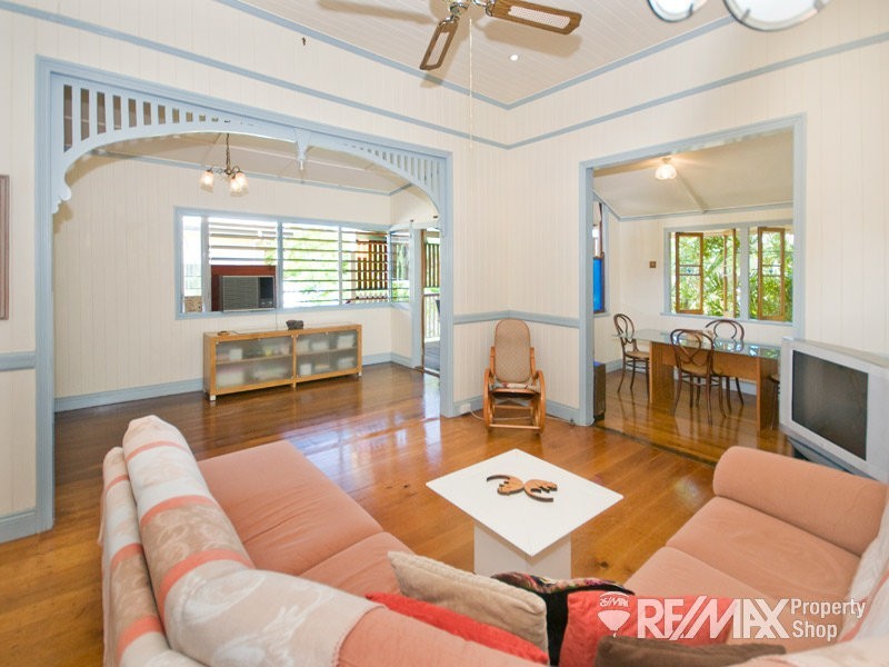 71 Prince Edward Pde, Redcliffe QLD 4020