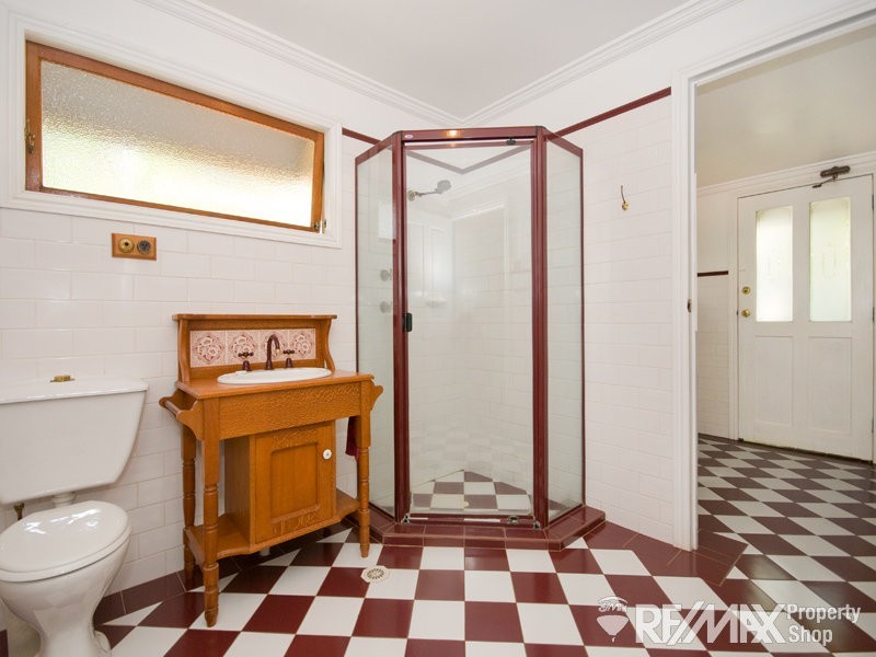 71 Prince Edward Pde, Redcliffe QLD 4020