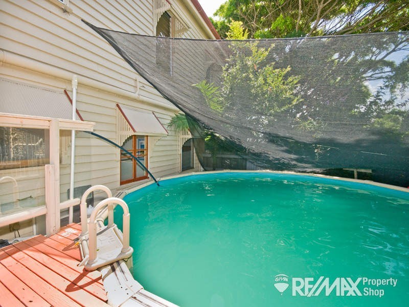 71 Prince Edward Pde, Redcliffe QLD 4020