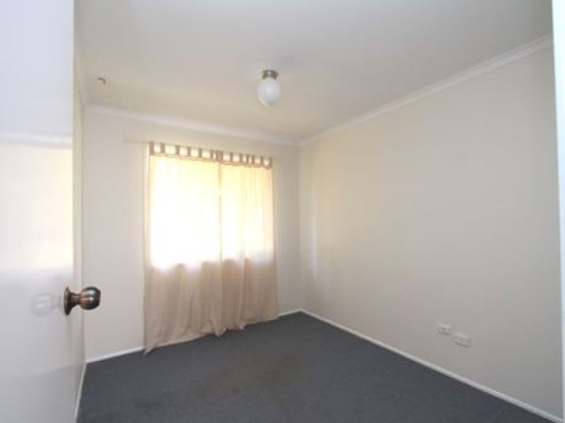 13 Beelong Street, Crestmead QLD 4132